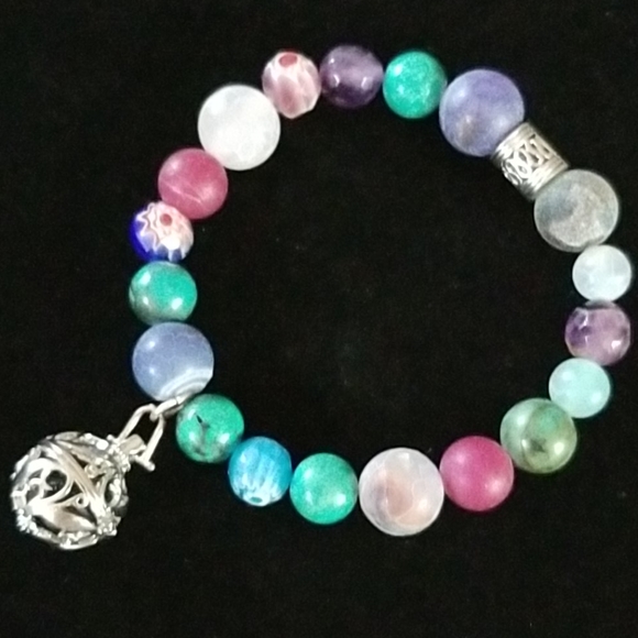 NWT Boho Beaded Diffuser Stretch Bracelet - Picture 7 of 16